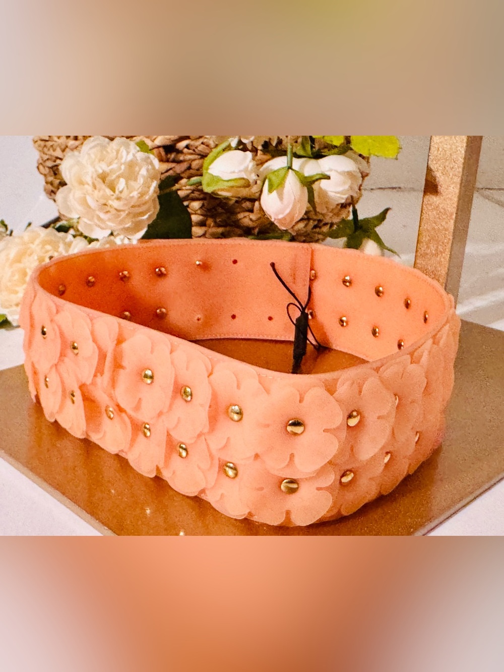 RARE BURBERRY flower petal belt.. - Picture 5 of 9